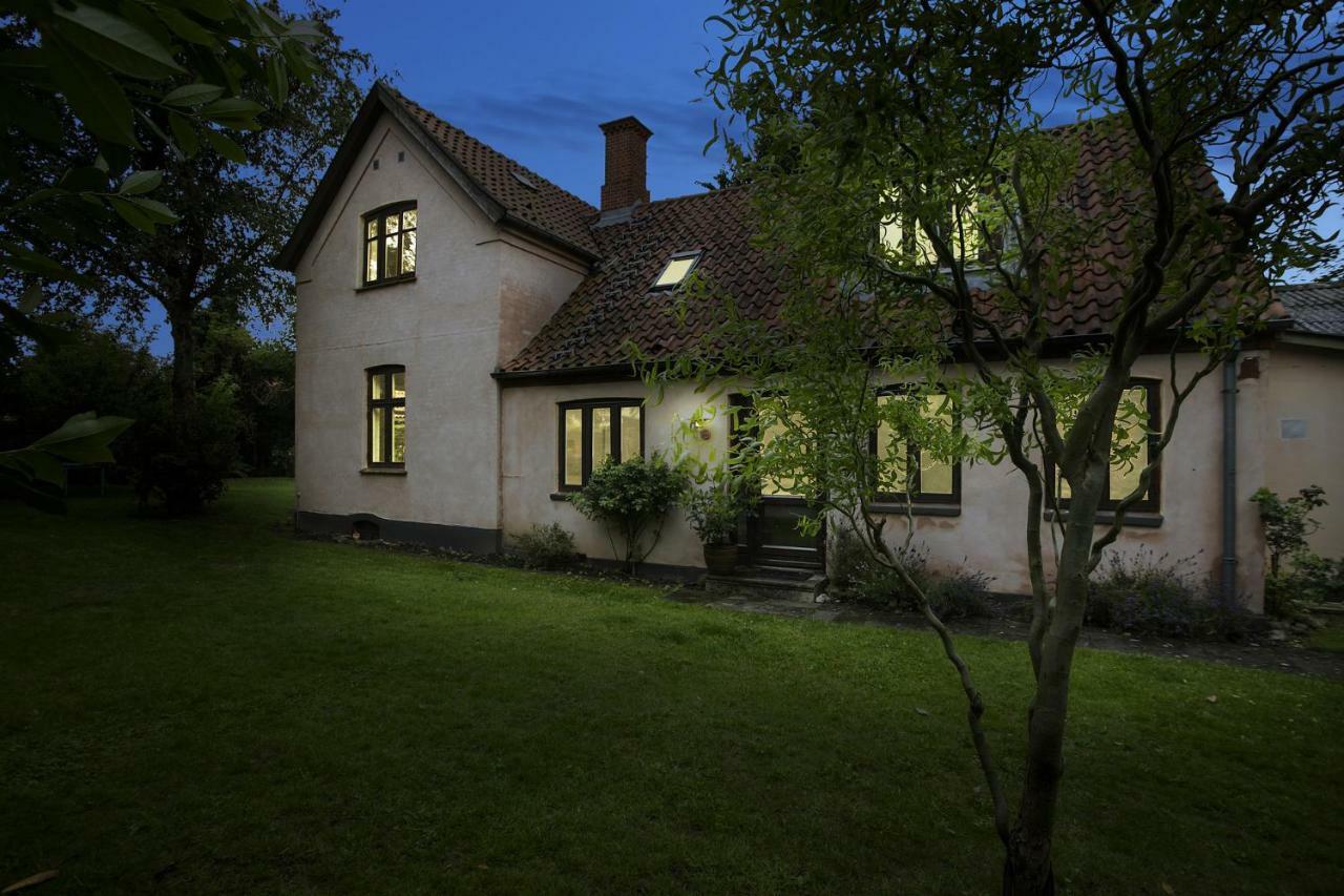 Pegasus Bed And Breakfast Helsinge Exterior foto