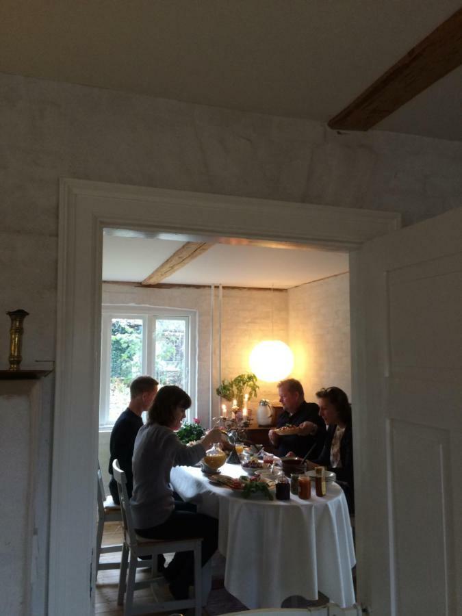 Pegasus Bed And Breakfast Helsinge Exterior foto